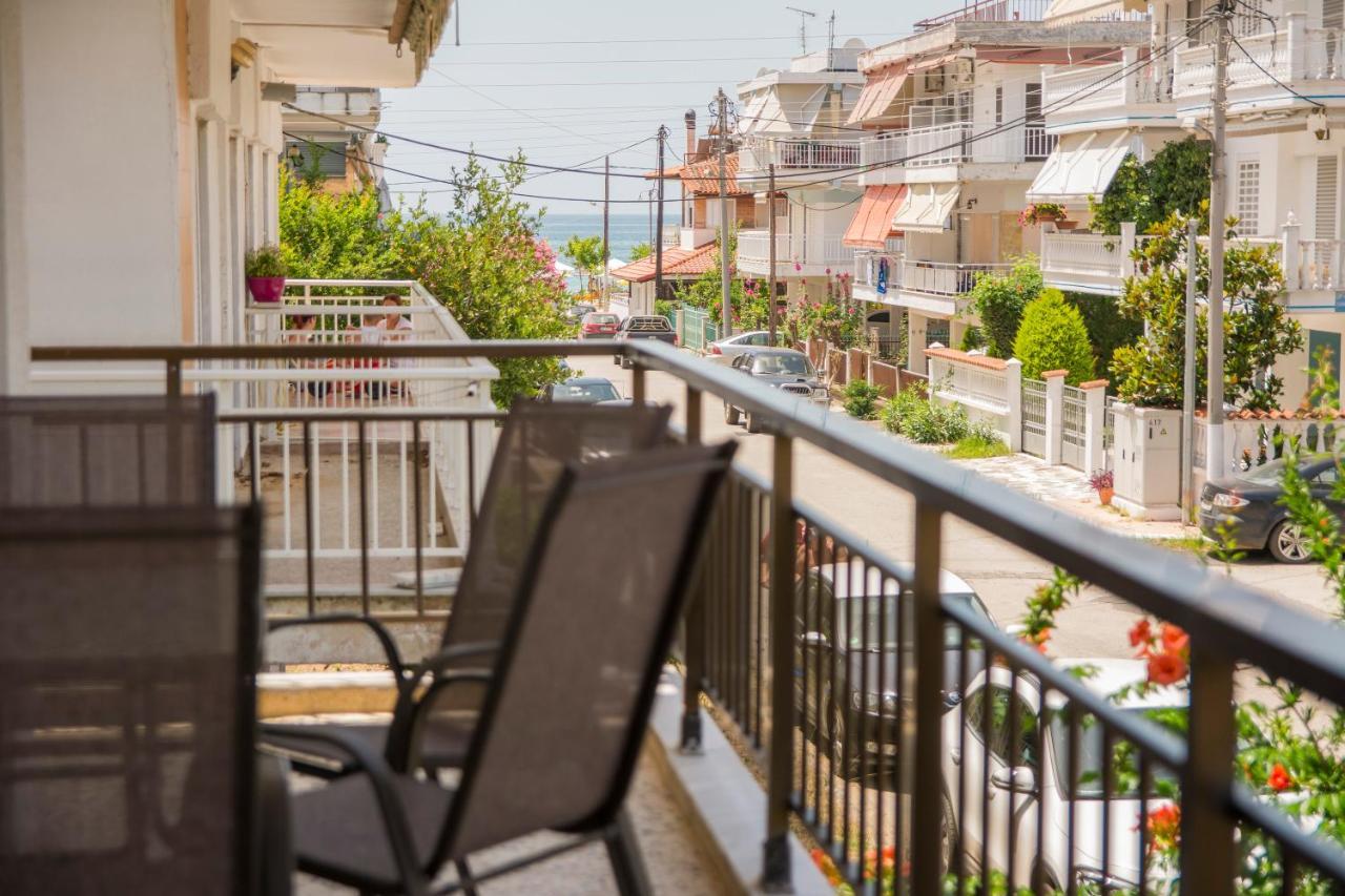 Apartments Tania Paralia Dionisiou Exterior foto